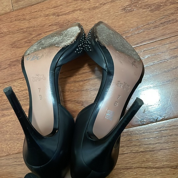 Coach Stilettos Black with Metal Beads Size 7 Good Used Condition 🖤 - Picture 10 of 10